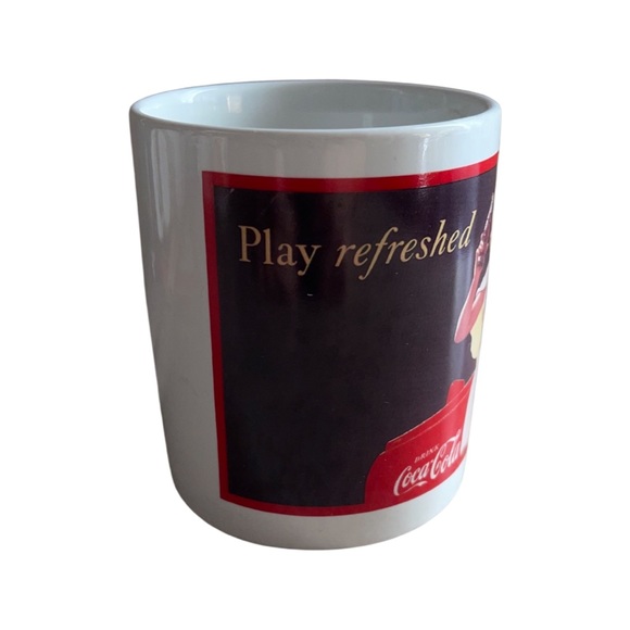 Vintage 90’s Coca-Cola Classic 1940’s Pin-Up Mug: GUC: COKE memorabilia - Picture 3 of 5